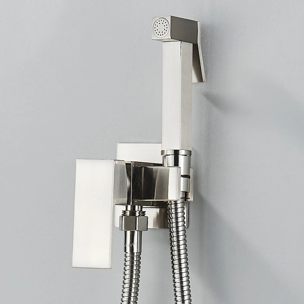 Douchette WC hygiénique murale noire avec mitigeur et support intégré