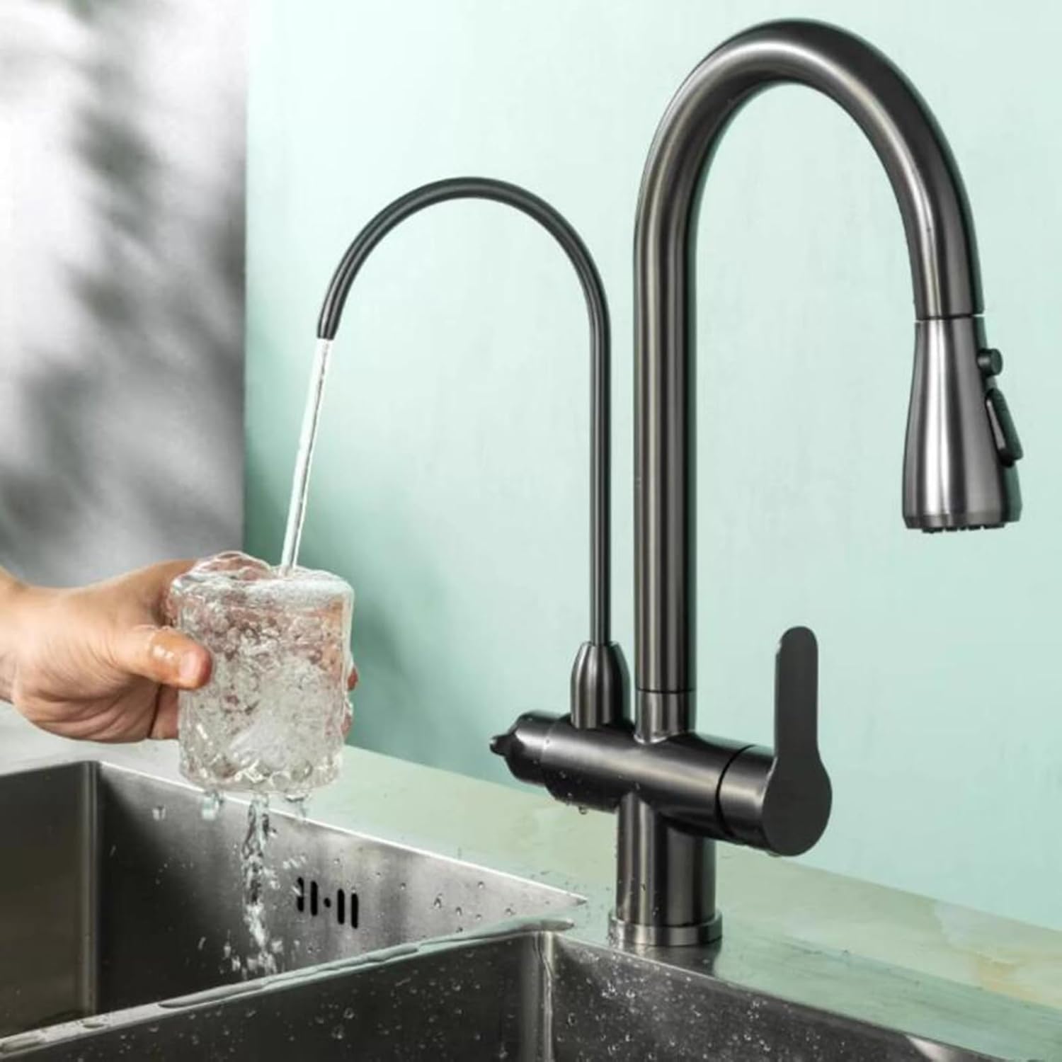 Robinet de cuisine 3 voies gris anthracite avec douchette extractible — vue 6