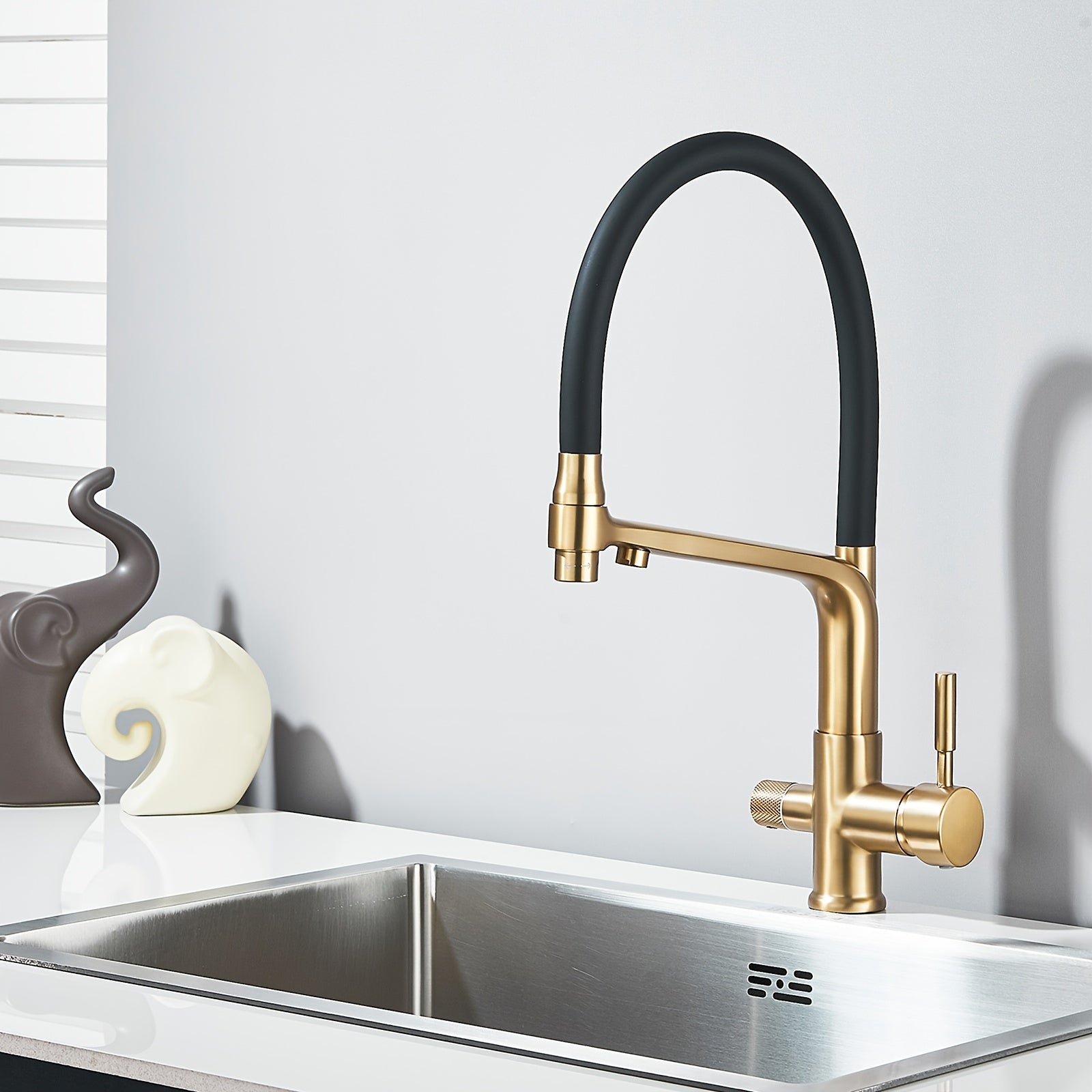 Robinet de cuisine à bec rotatif en acier inoxydable, raccord 3/8