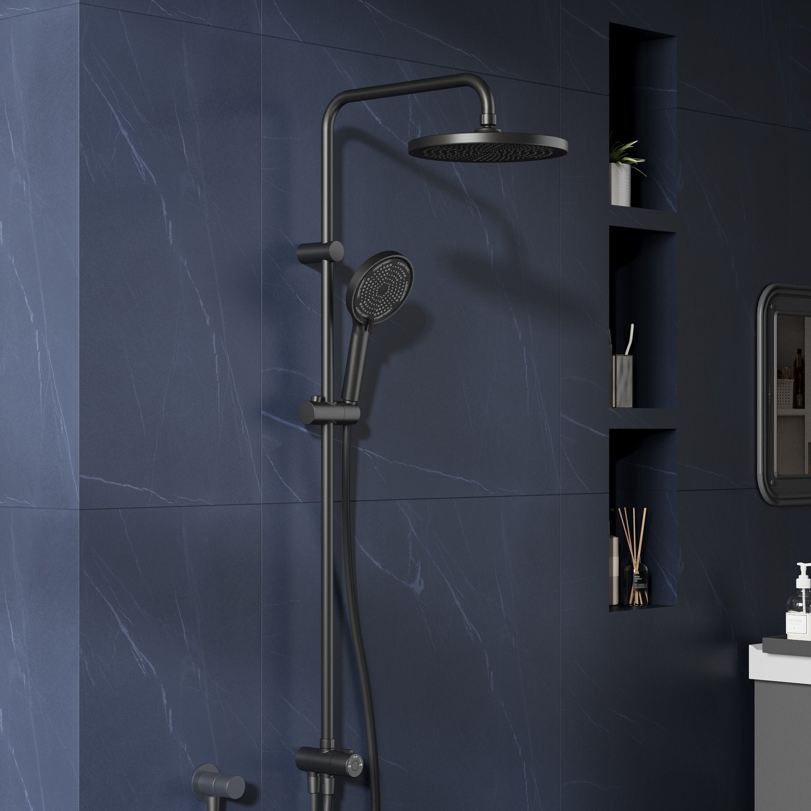Colonne de douche noire sans robinetterie avec inverseur intégré — vue 11