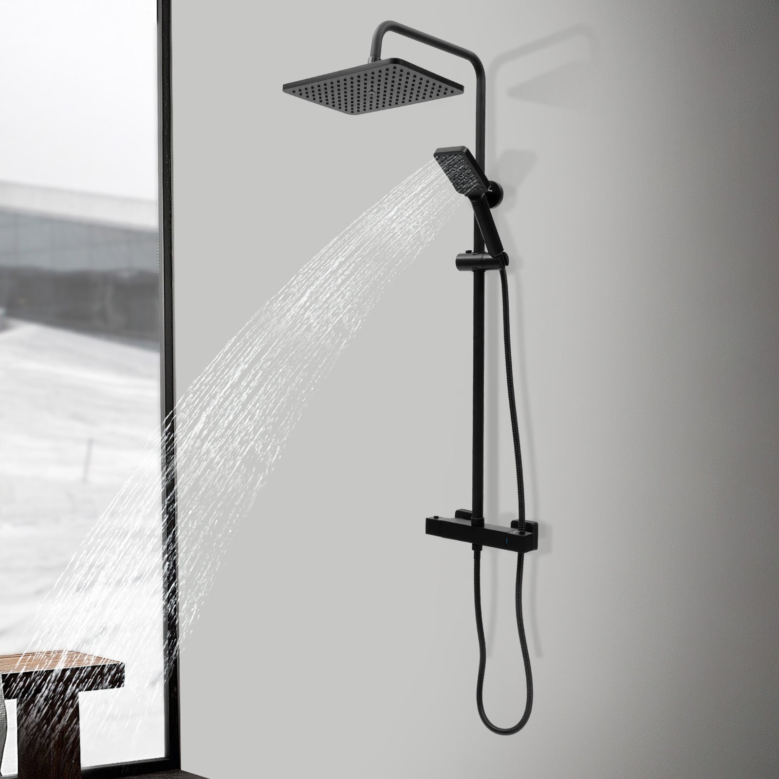 Colonne de douche noire thermostatique avec ciel de pluie carré 30 cm — vue 3