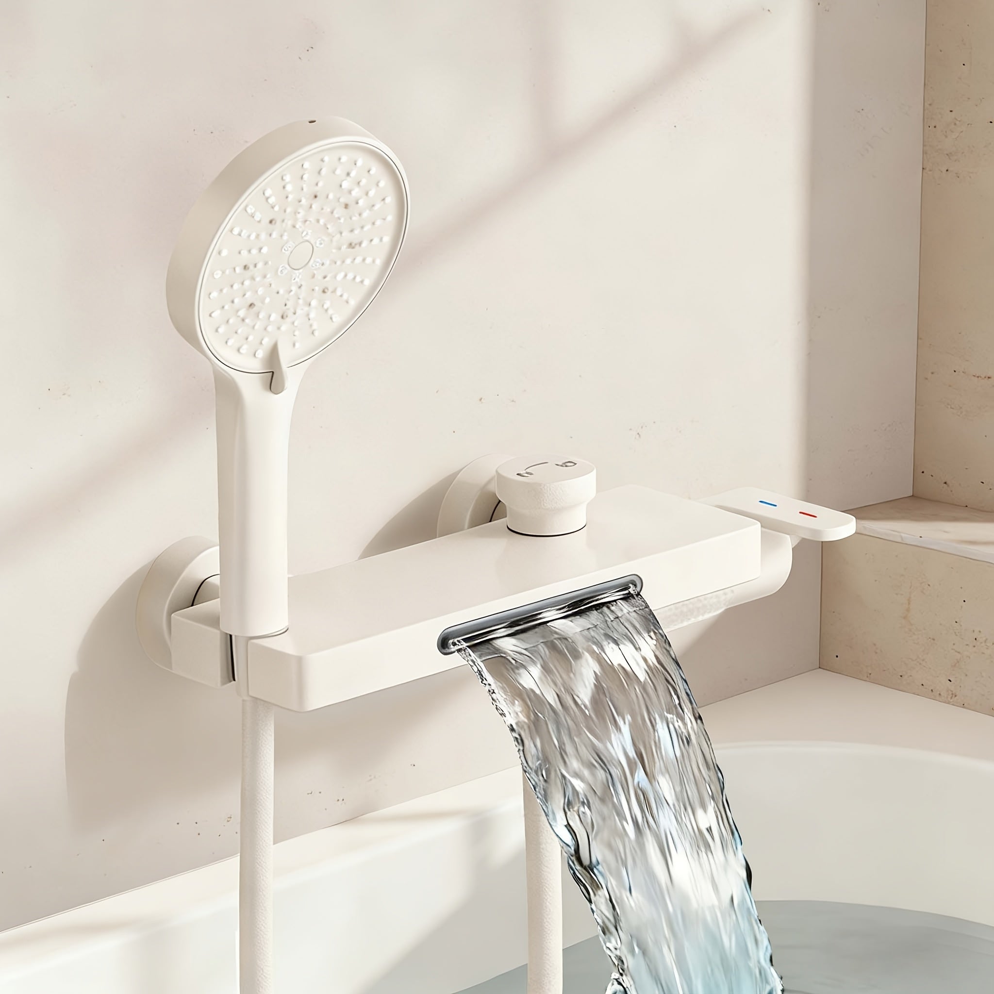 Mitigeur de baignoire mural cascade avec tablette et douchette