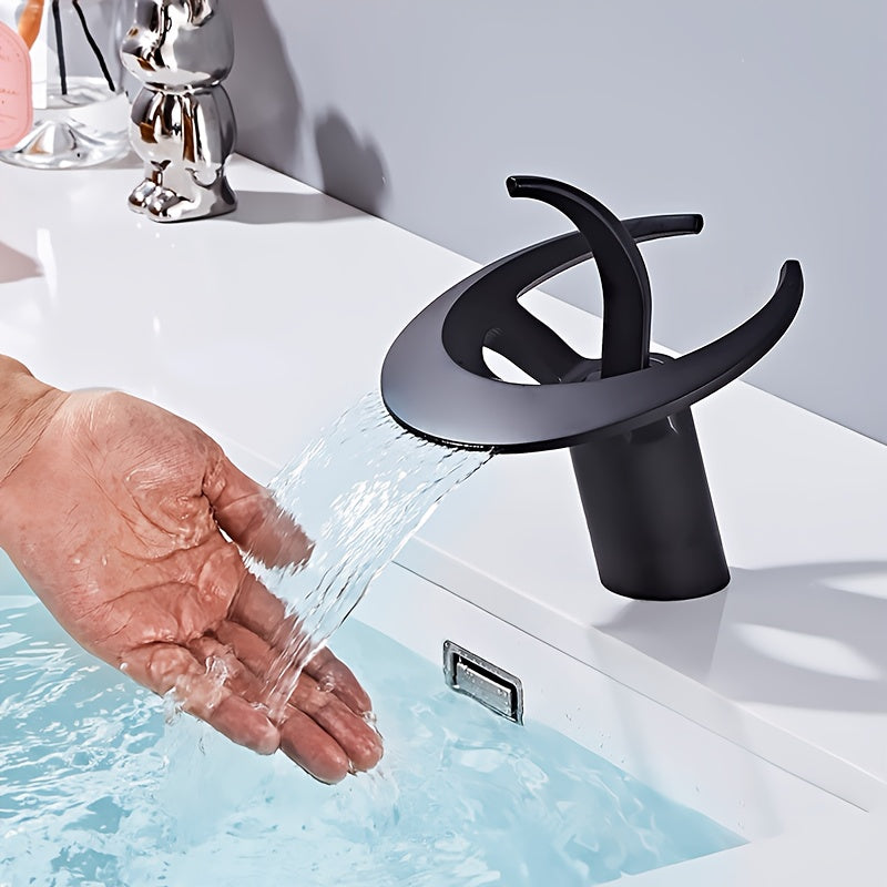 Mitigeur de lavabo cascade au bec en croissant — Noir