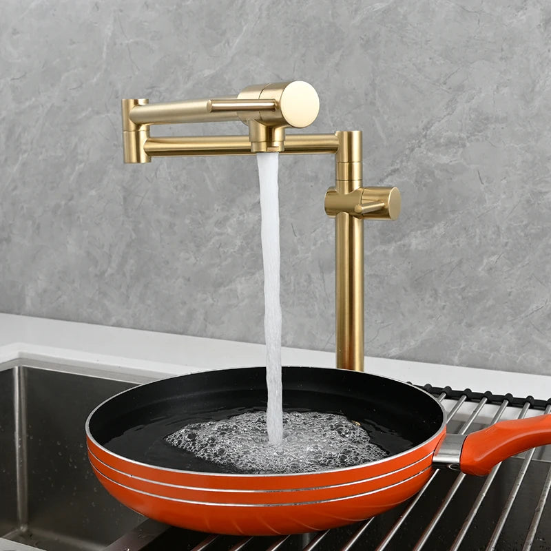Robinet de cuisine mural pliant surélevé pour remplir une casserole — Doré brossé (2)